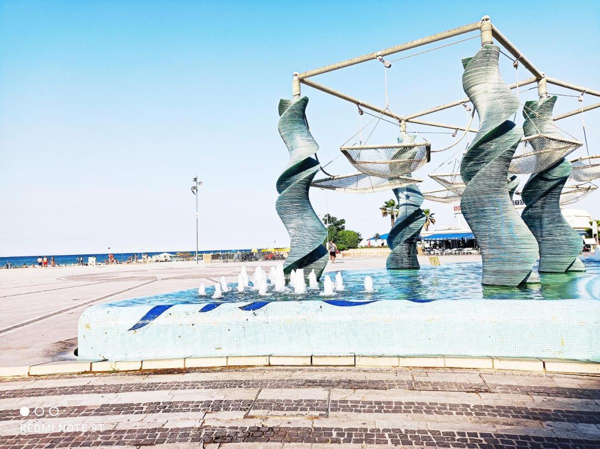 Hotel Garisenda B&B - In Centro A Riccione - Экстерьер фото