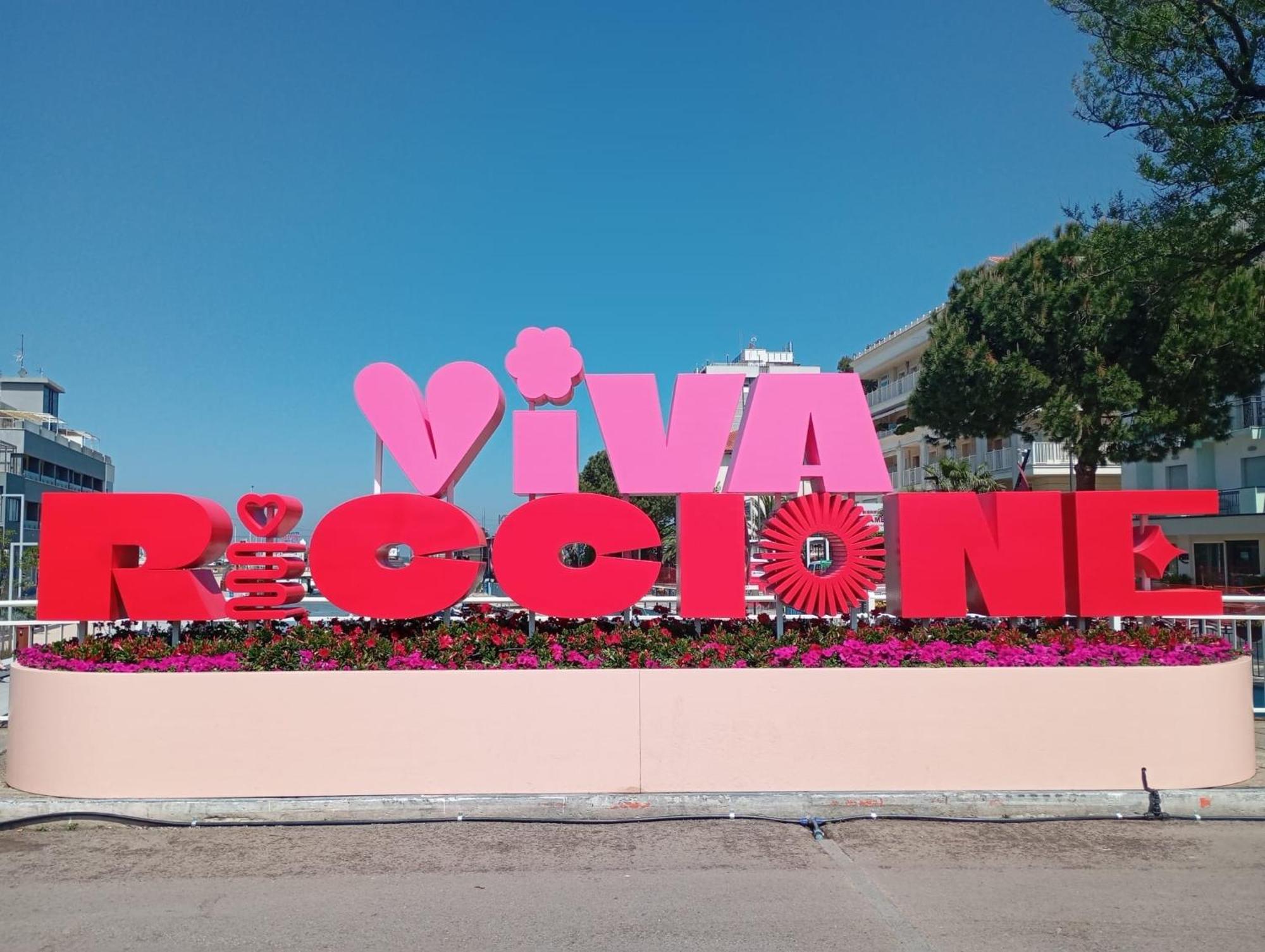Hotel Garisenda B&B - In Centro A Riccione - Экстерьер фото